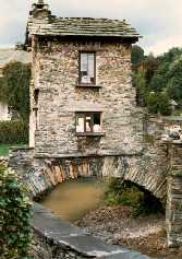 Bridge house